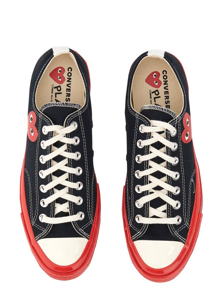 COMME DES GARCONS PLAY CONVERSE SNEAKER IN TELA CON STAMPA HEART