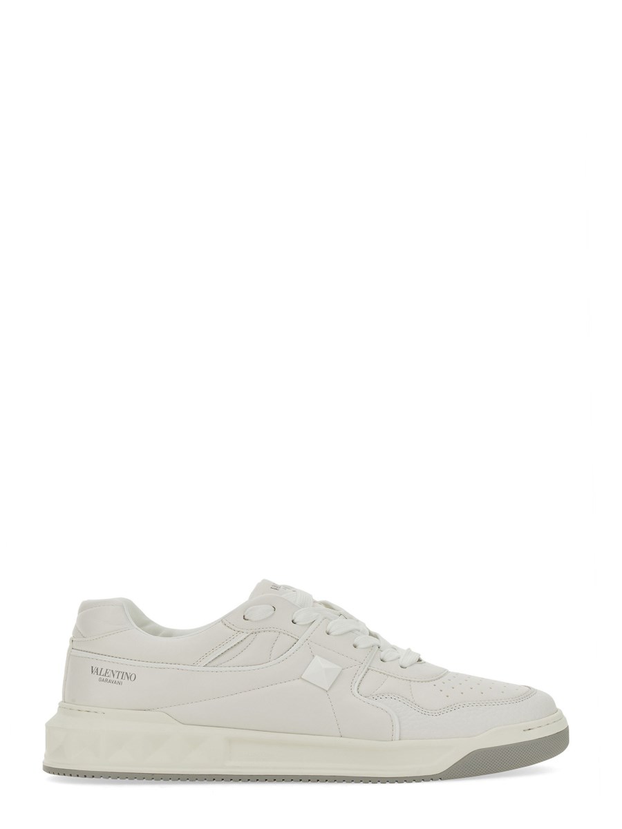 VALENTINO GARAVANI SNEAKER LOW-TOP ONE STUD IN NAPPA