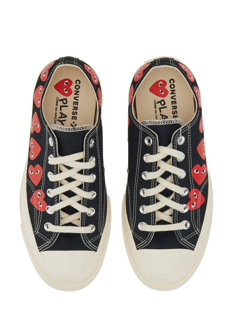 COMME DES GARCONS PLAY CONVERSE SNEAKER MULTI HEART