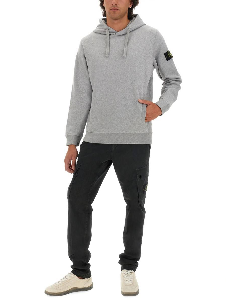 STONE ISLAND FELPA CON CAPPUCCIO E PATCH LOGO