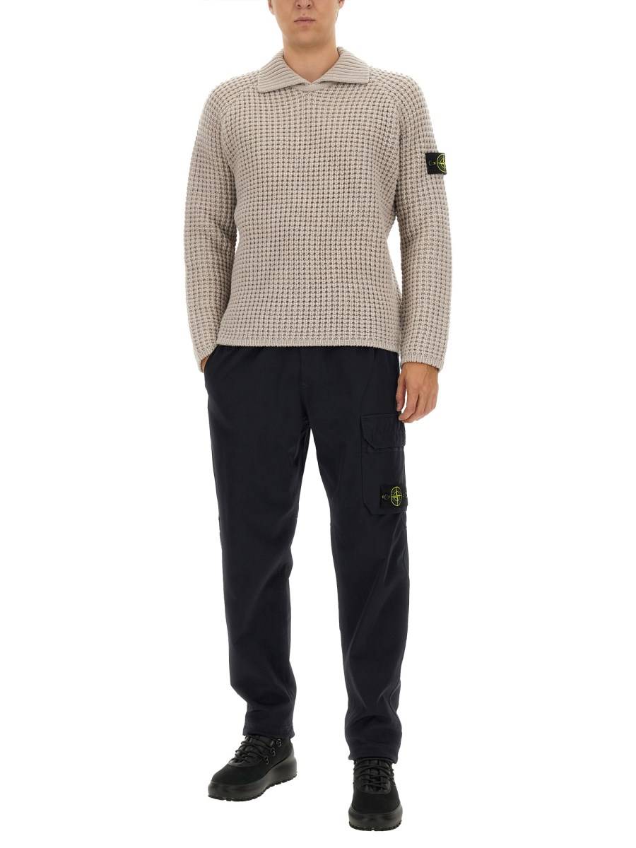 STONE ISLAND PANTALONE JOGGING CON LOGO