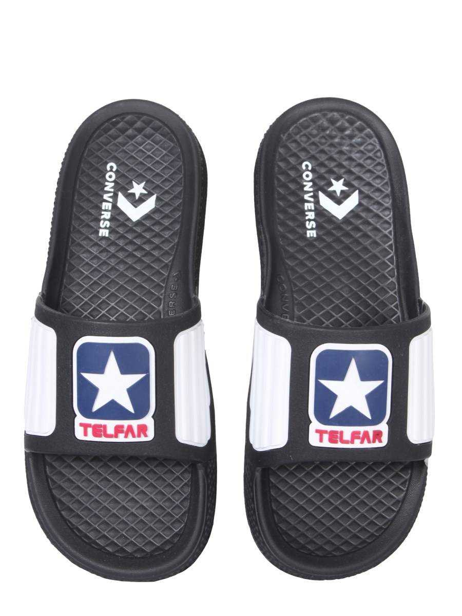 TELFAR X CONVERSE SANDALO SLIDE IN GOMMA CON LOGO