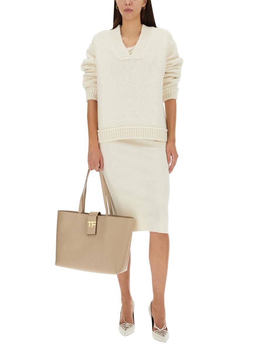 TOM FORD MAGLIA IN LANA CON SCOLLO A V