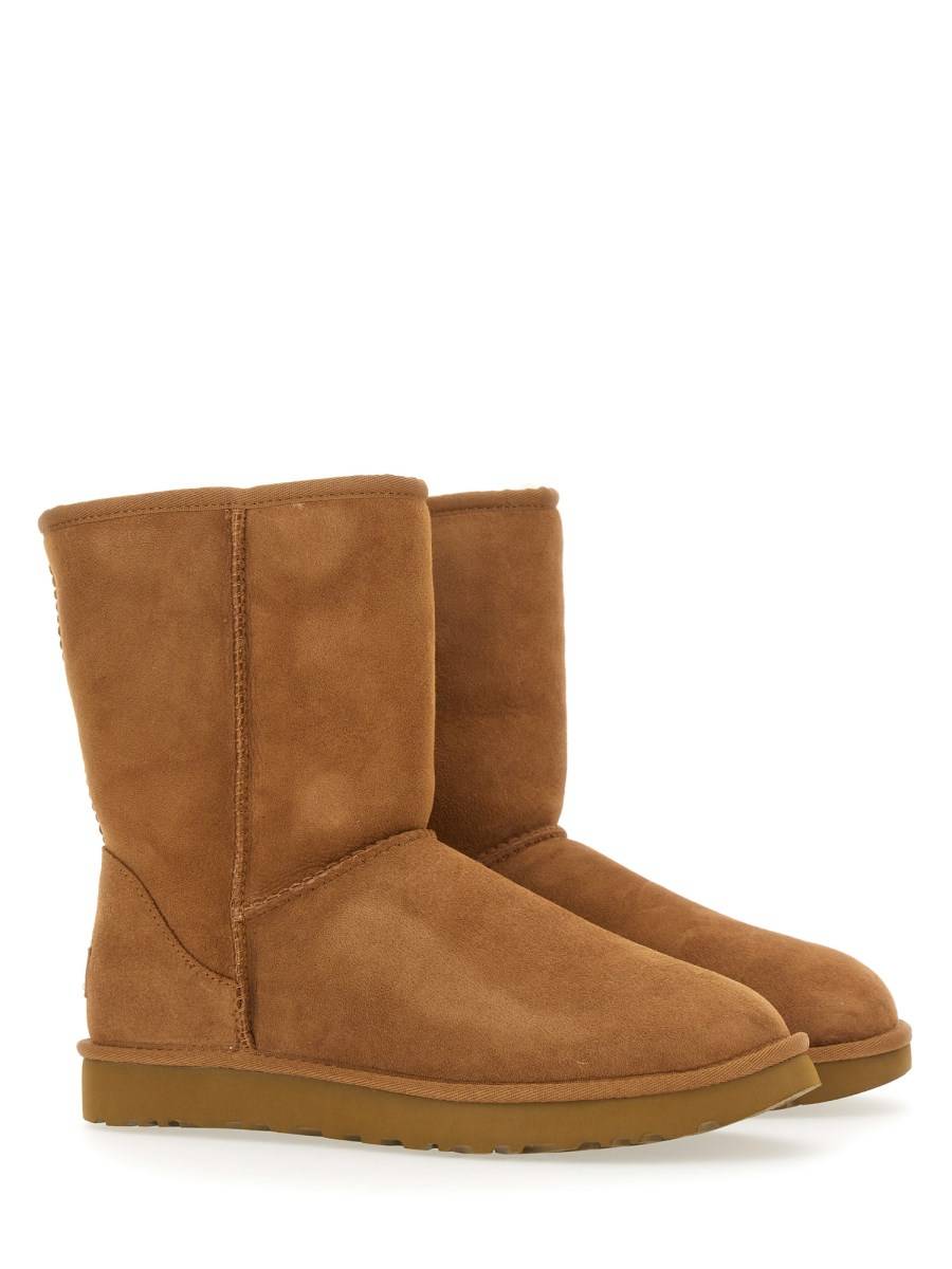 UGG SCARPA CLASSIC SHORT II IN PELLE