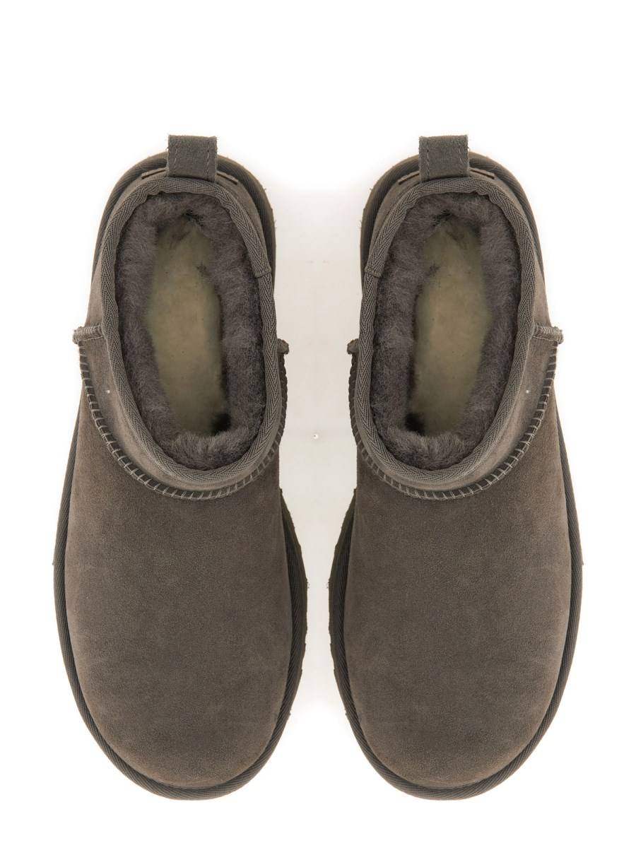 UGG STIVALE CLASSIC ULTRA MINI IN PELLE