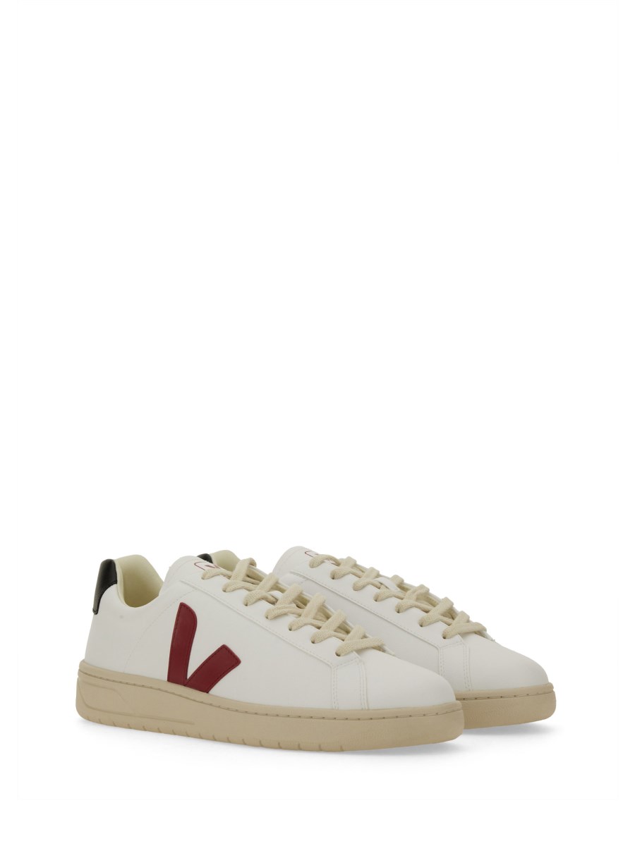 VEJA SNEAKER "URCA" IN PELLE