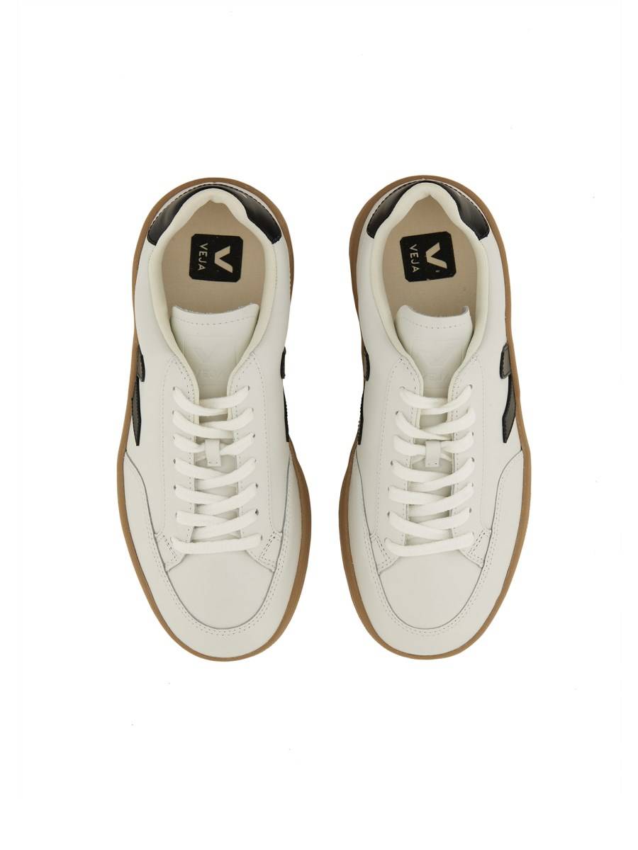 VEJA SNEAKER V-12