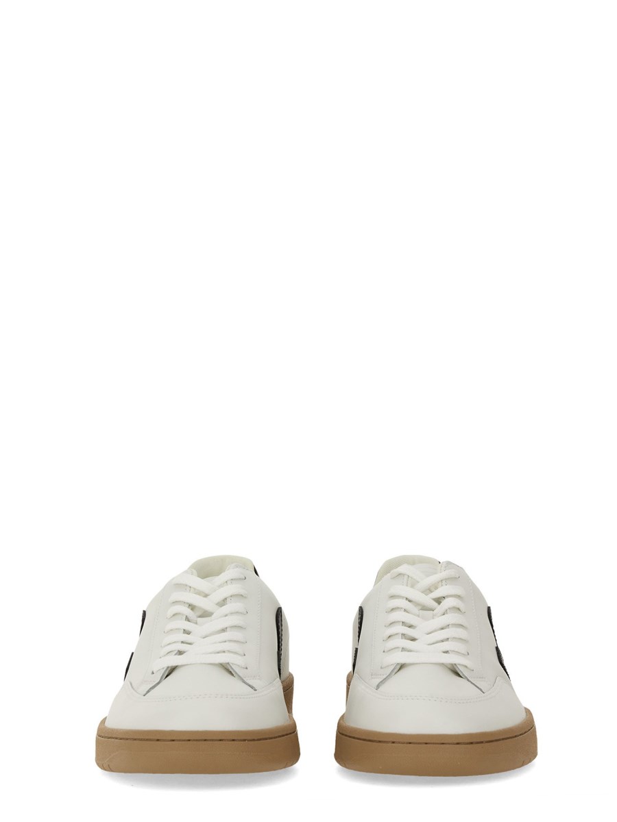 VEJA SNEAKER V-12