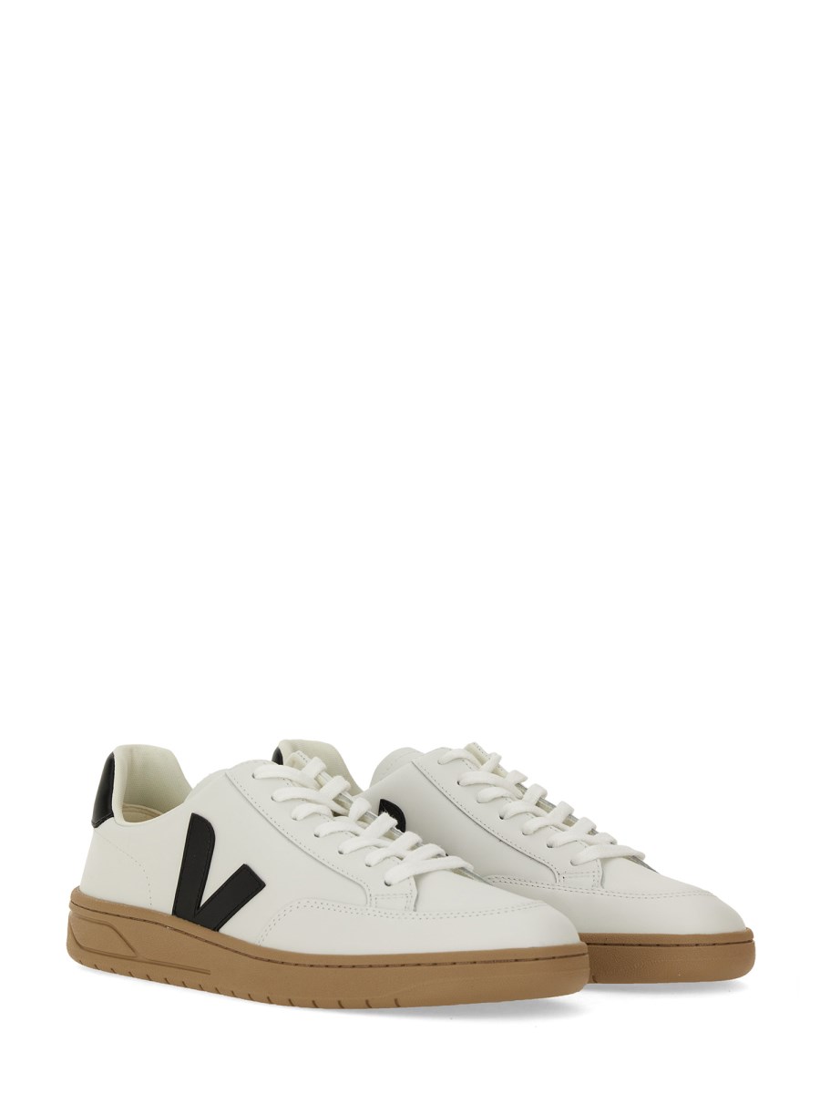 VEJA SNEAKER V-12