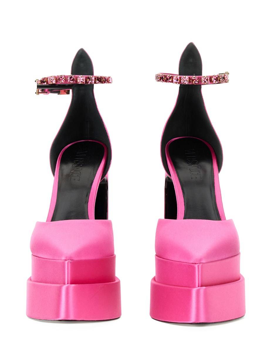 VERSACE DÉCOLLETÉ CON PLATEAU AEVITAS POINTY