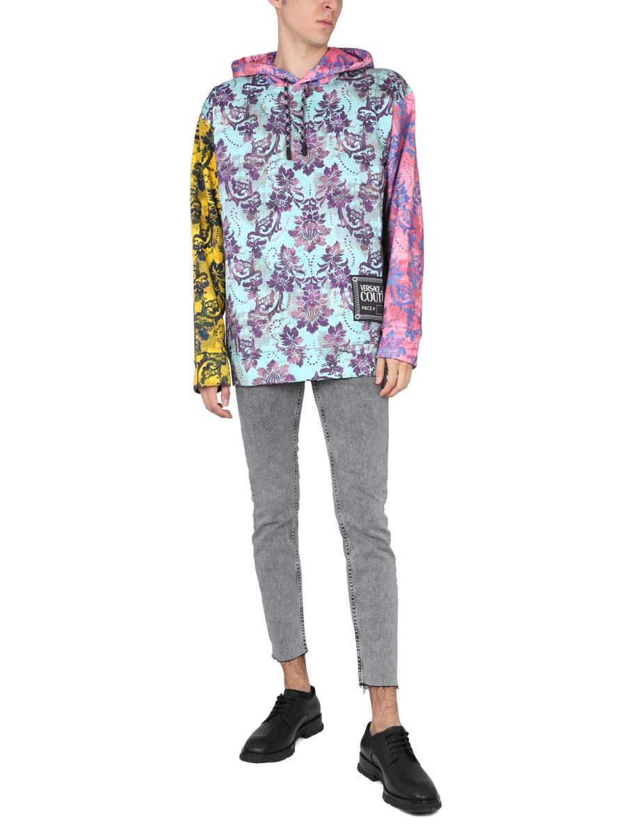 VERSACE JEANS COUTURE FELPA CON STAMPA "TAPESTLY"