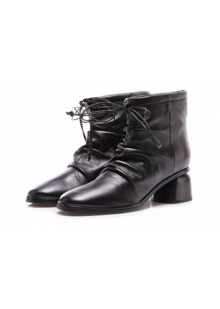 HALMANERA | STIVALI ALLACCIATI "ARISA26 BARON" NERO