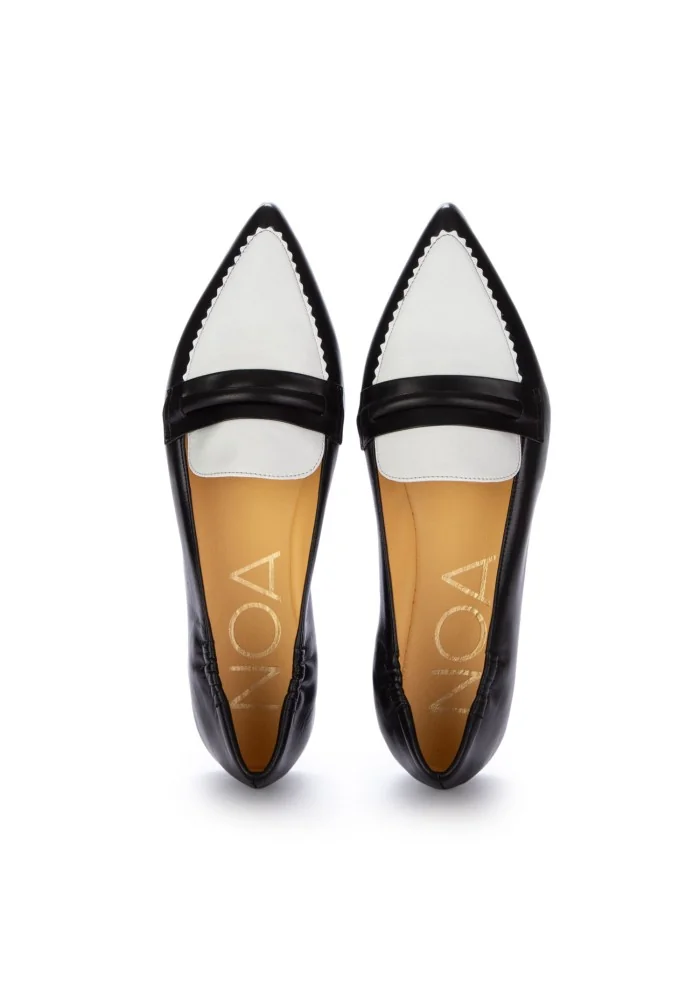 NOA | MOCASSINI A PUNTA NAPPA NERO BIANCO