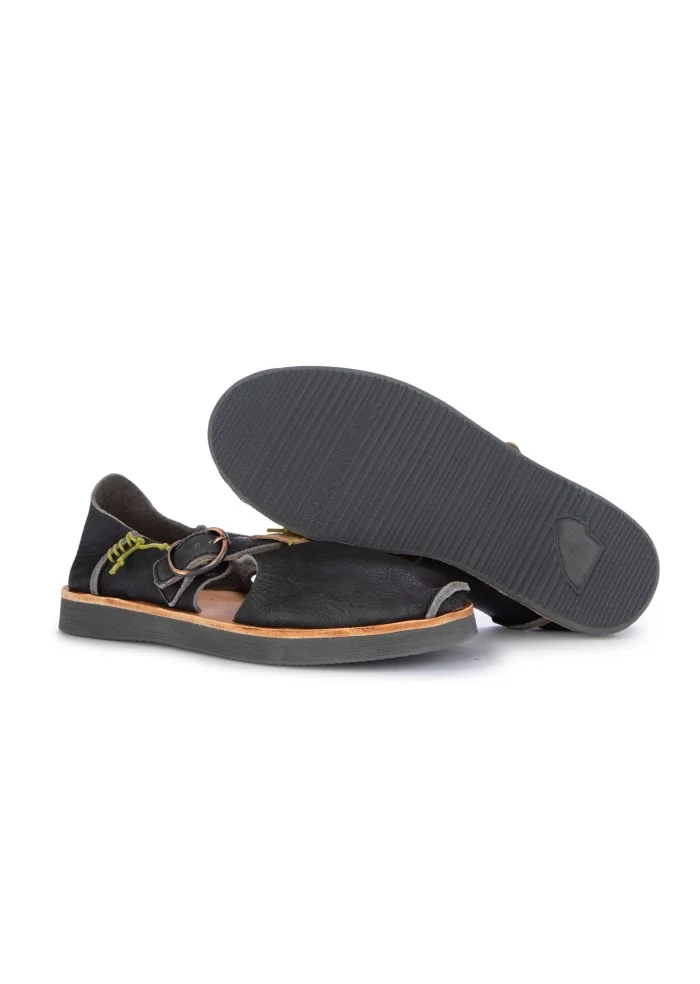 SATORISAN | SCARPA SLIP-ON BENIRRAS NERO