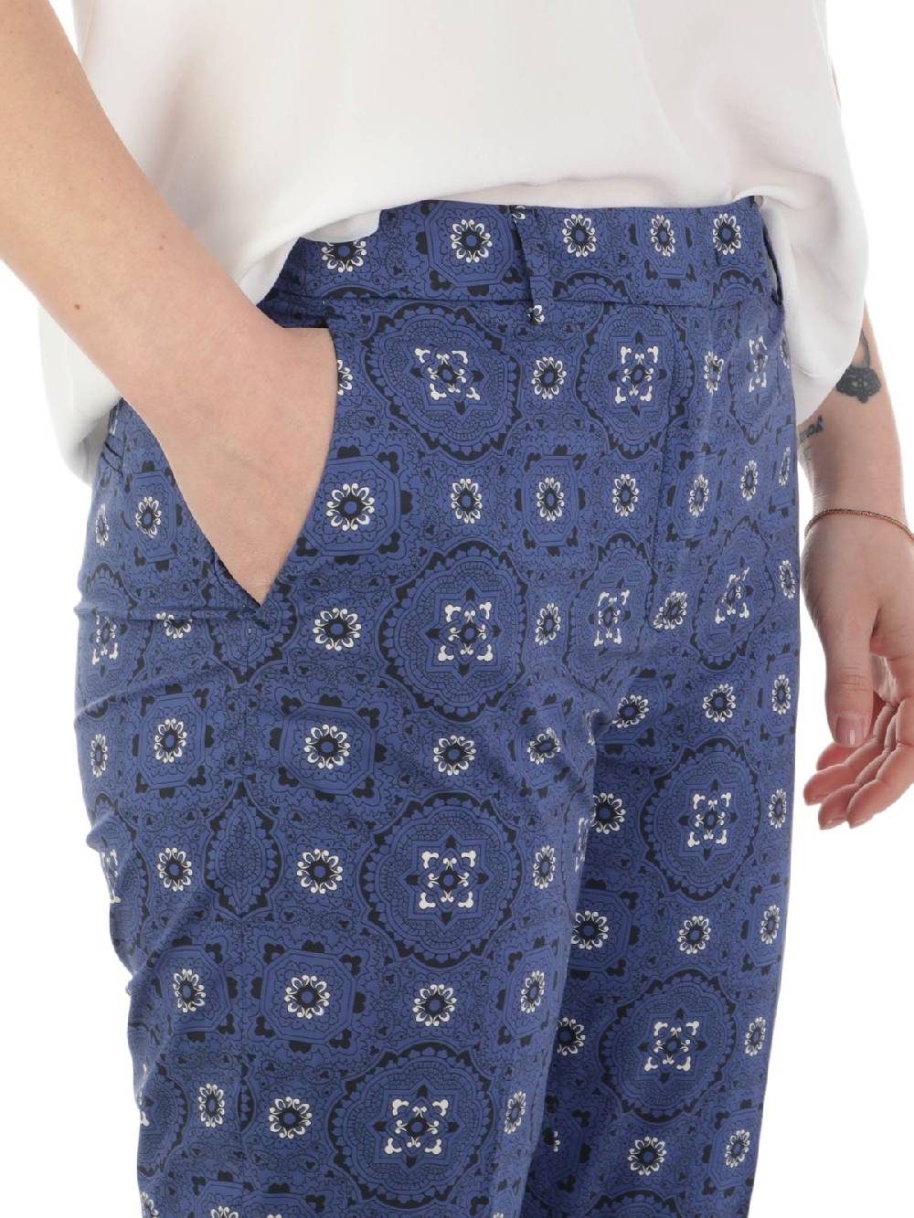 Via Masini 80 Trousers Pantalone