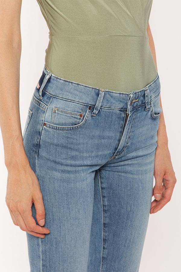 PS. Don't Forget Me SHARON LOW RISE FLARE CROPPED FIT