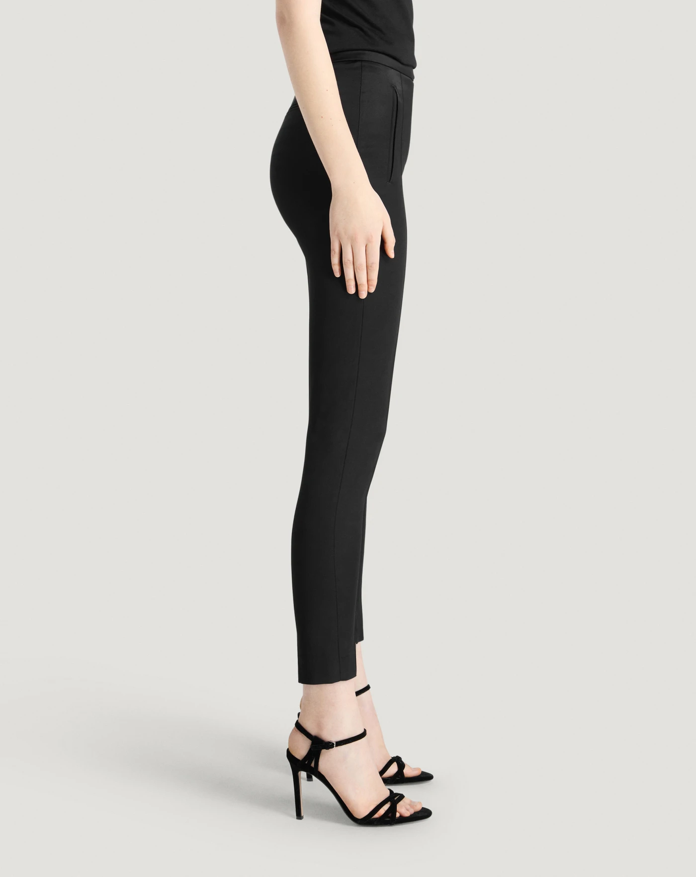 Pt Torino Pantaloni Frida In Satin Fluido