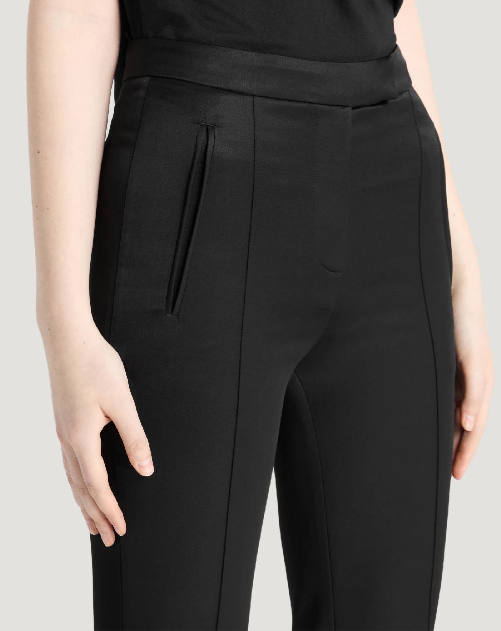 Pt Torino Pantaloni Frida In Satin Fluido