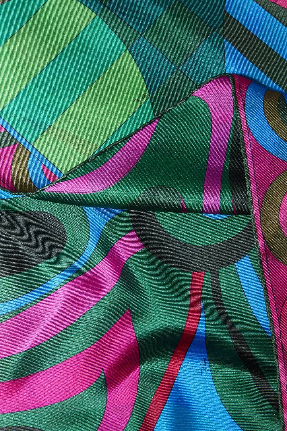 Pucci Carré Grande In Seta Con Stampe Giardino E Marmo