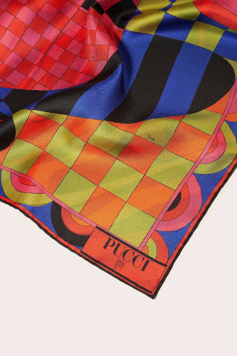 Pucci Carré Grande In Seta Con Stampe Giardino E Marmo