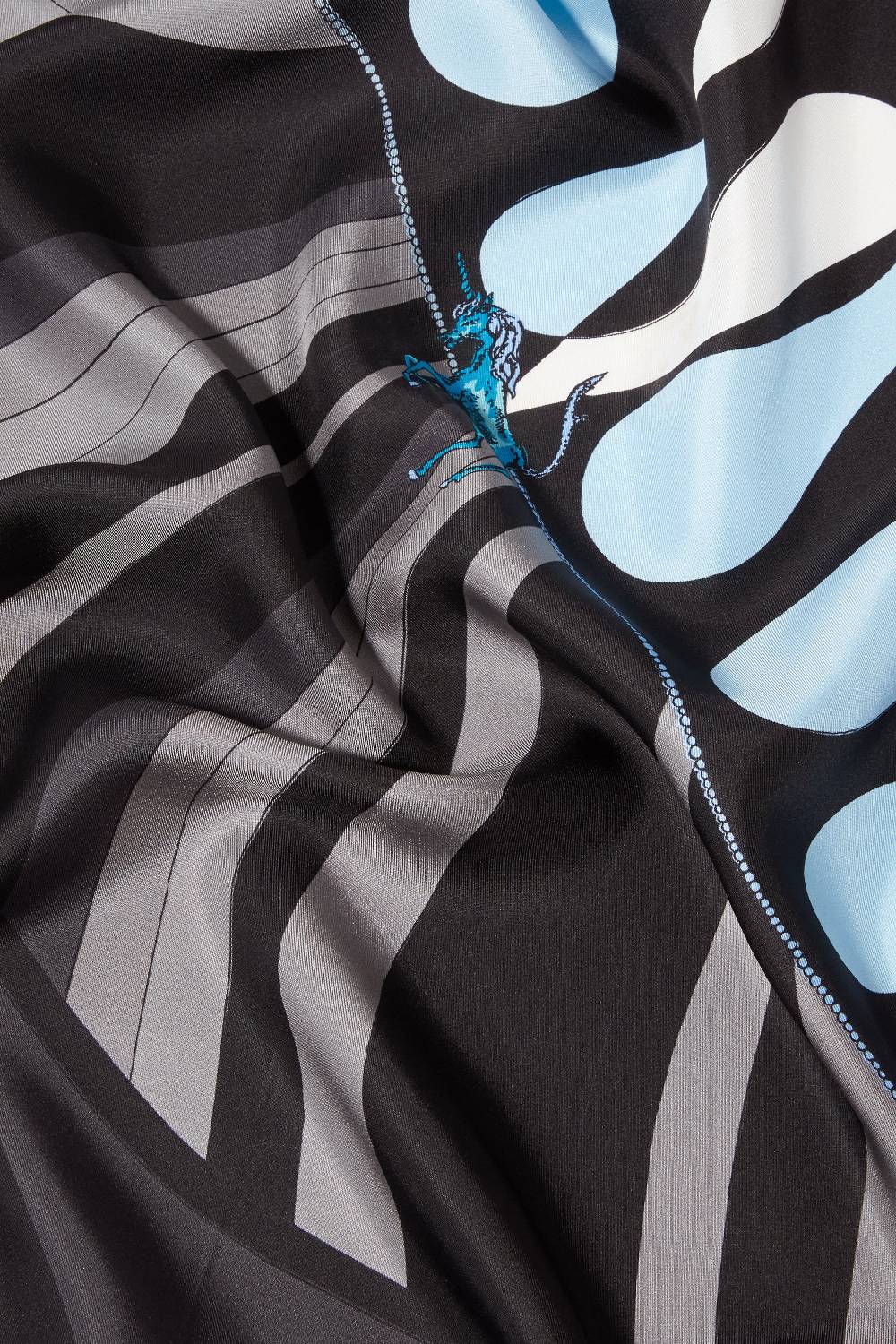 Pucci Carré Grande In Seta Con Stampe Iride E Leocorno