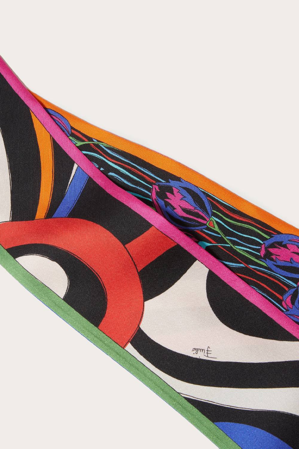 Pucci Foulard In Seta Con Stampe Fior Di Loto E Marmo