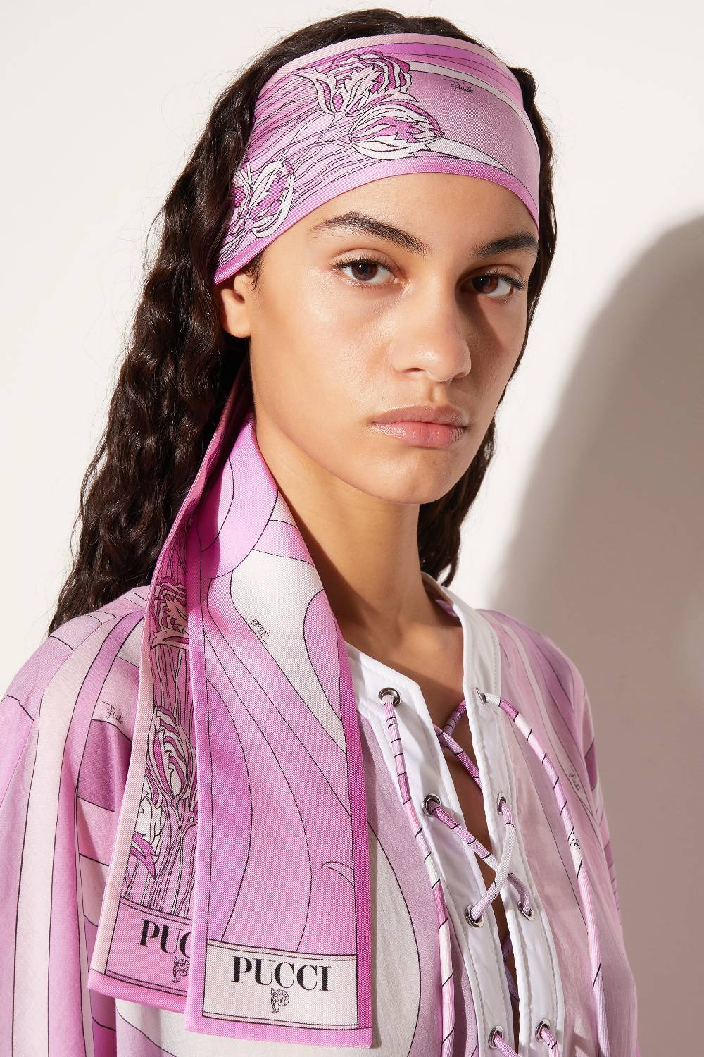 Pucci Foulard In Seta Con Stampe Fior Di Loto E Marmo