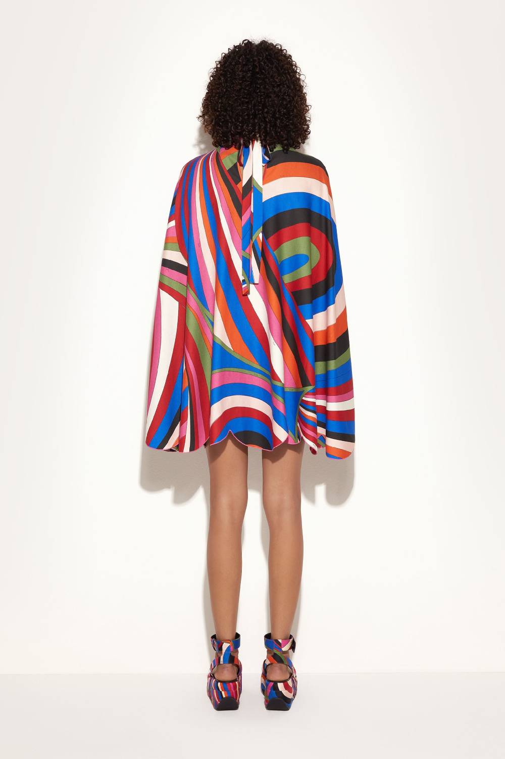 Pucci Abito A Mantella Con Stampa Iride