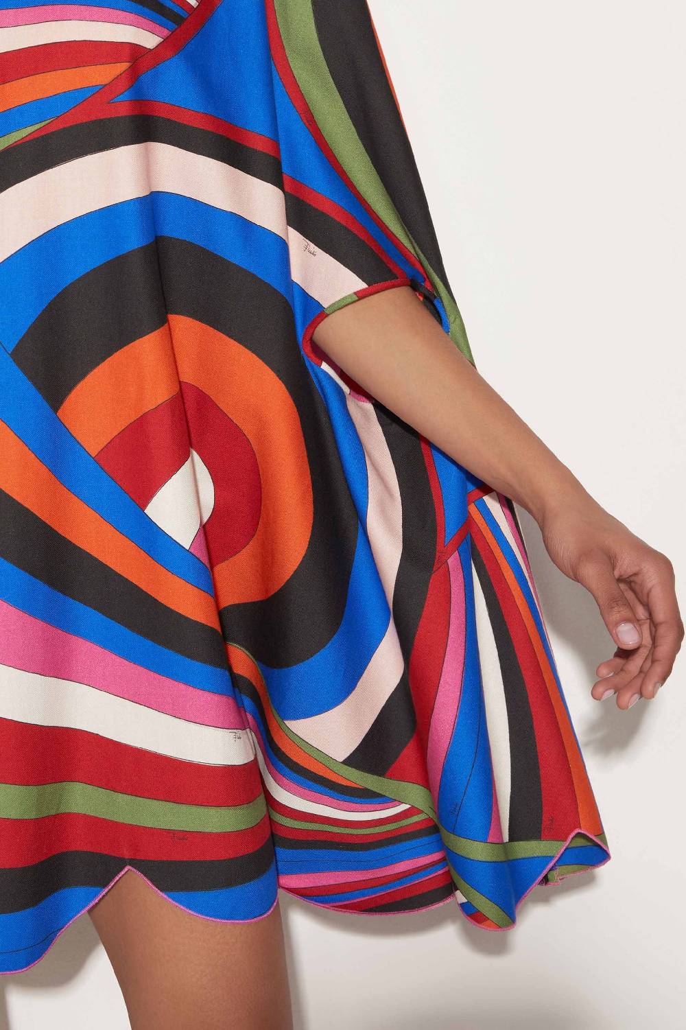 Pucci Abito A Mantella Con Stampa Iride