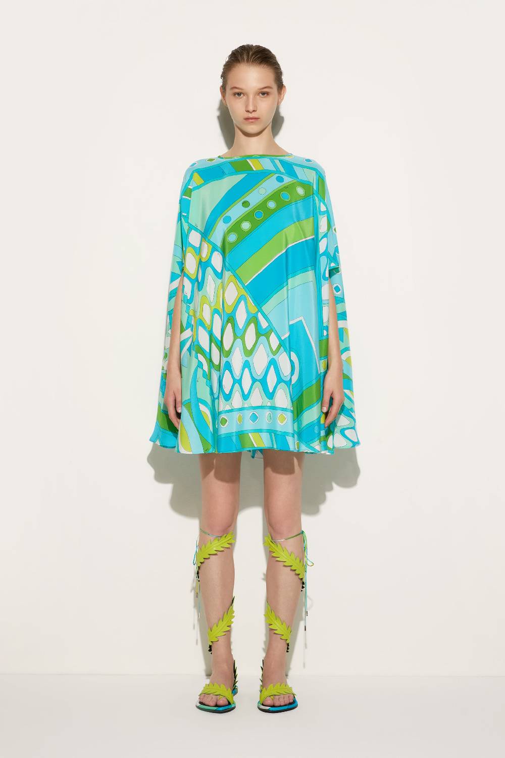 Pucci Abito A Mantella In Seta Con Stampa Vivara