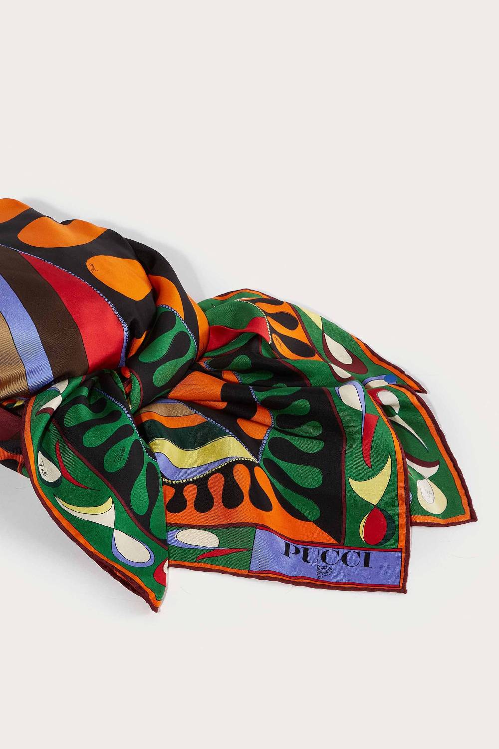 Pucci Cappello In Seta Con Stampe Iride E Leocorno