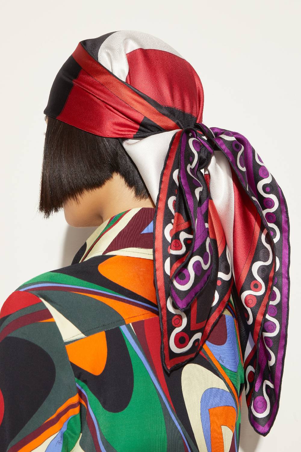 Pucci Carré Grande In Seta Con Stampa Iride