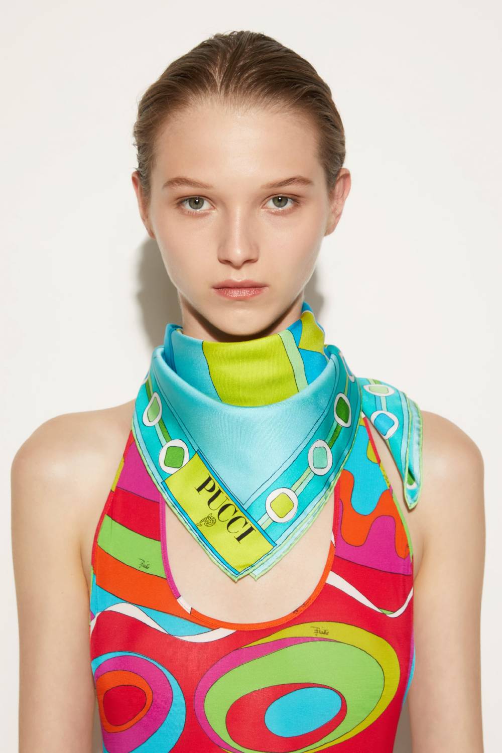 Pucci Carré Grande In Seta Con Stampa Vivara