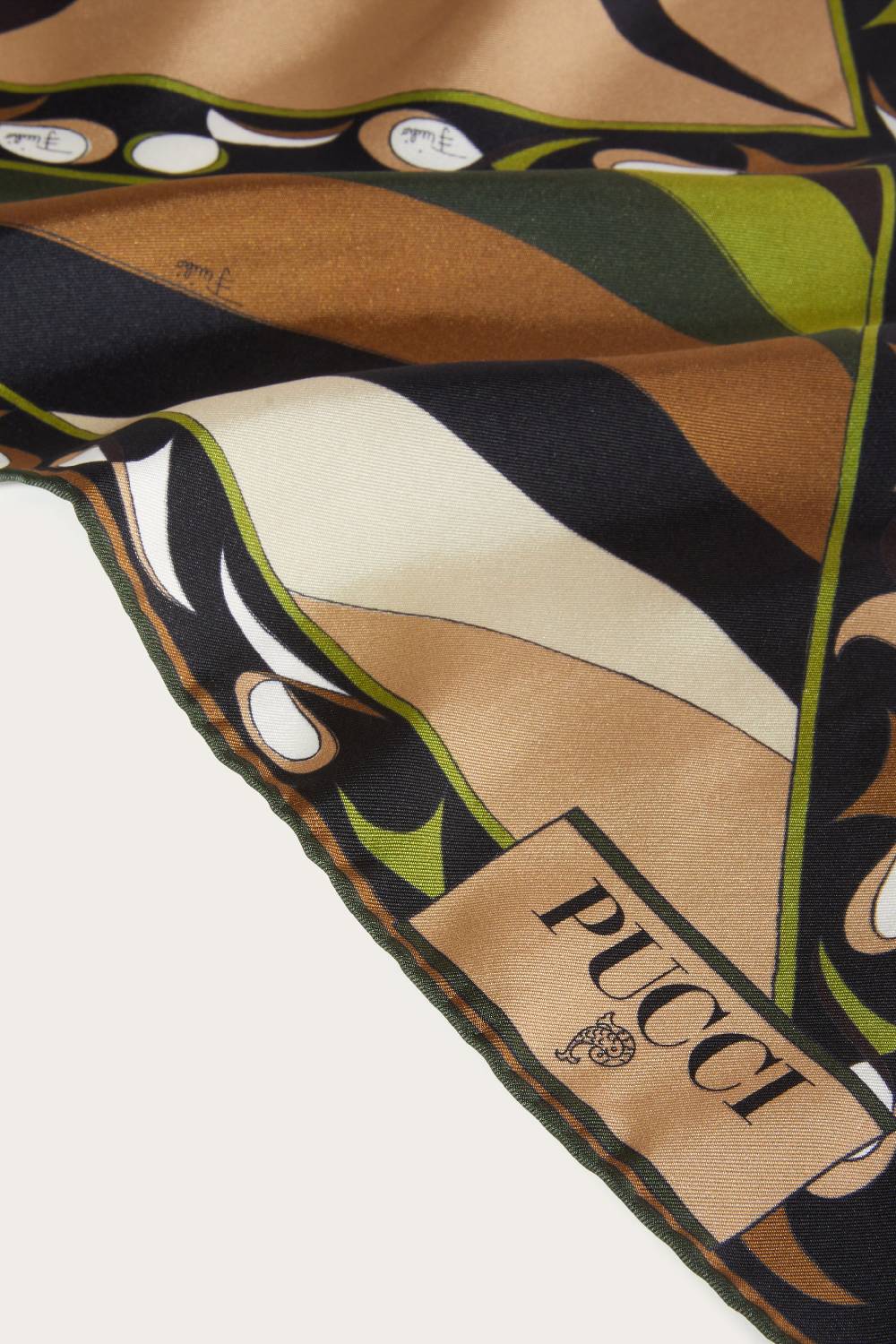 Pucci Foulard In Seta Con Stampa Pesci