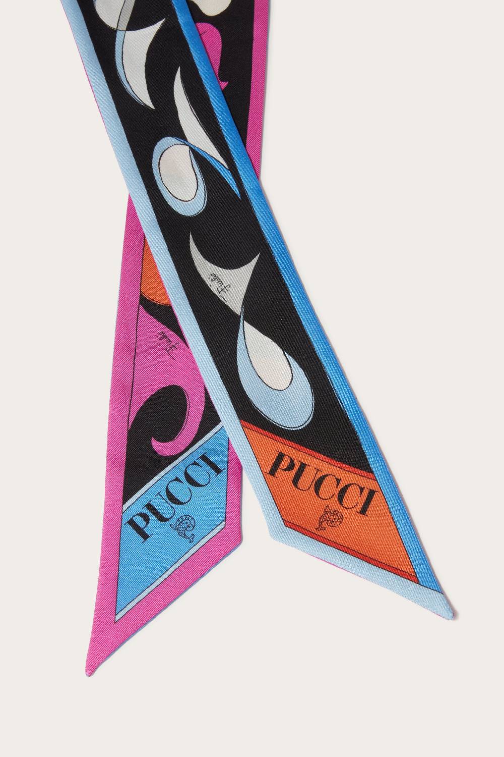 Pucci Foulard In Seta Con Stampe Marmo E Pesci