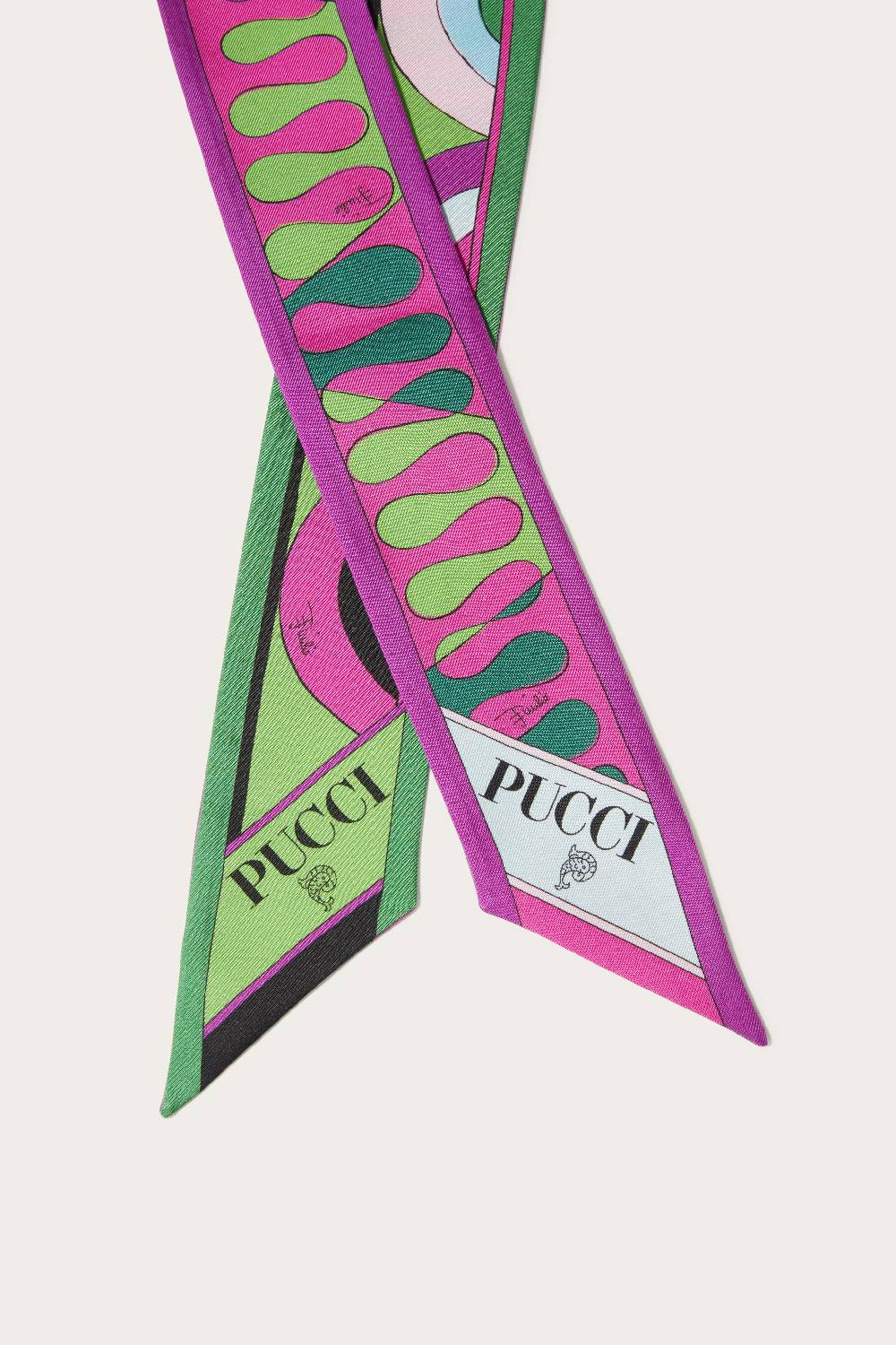 Pucci Foulard In Seta Con Stampe Onde E Leocorno