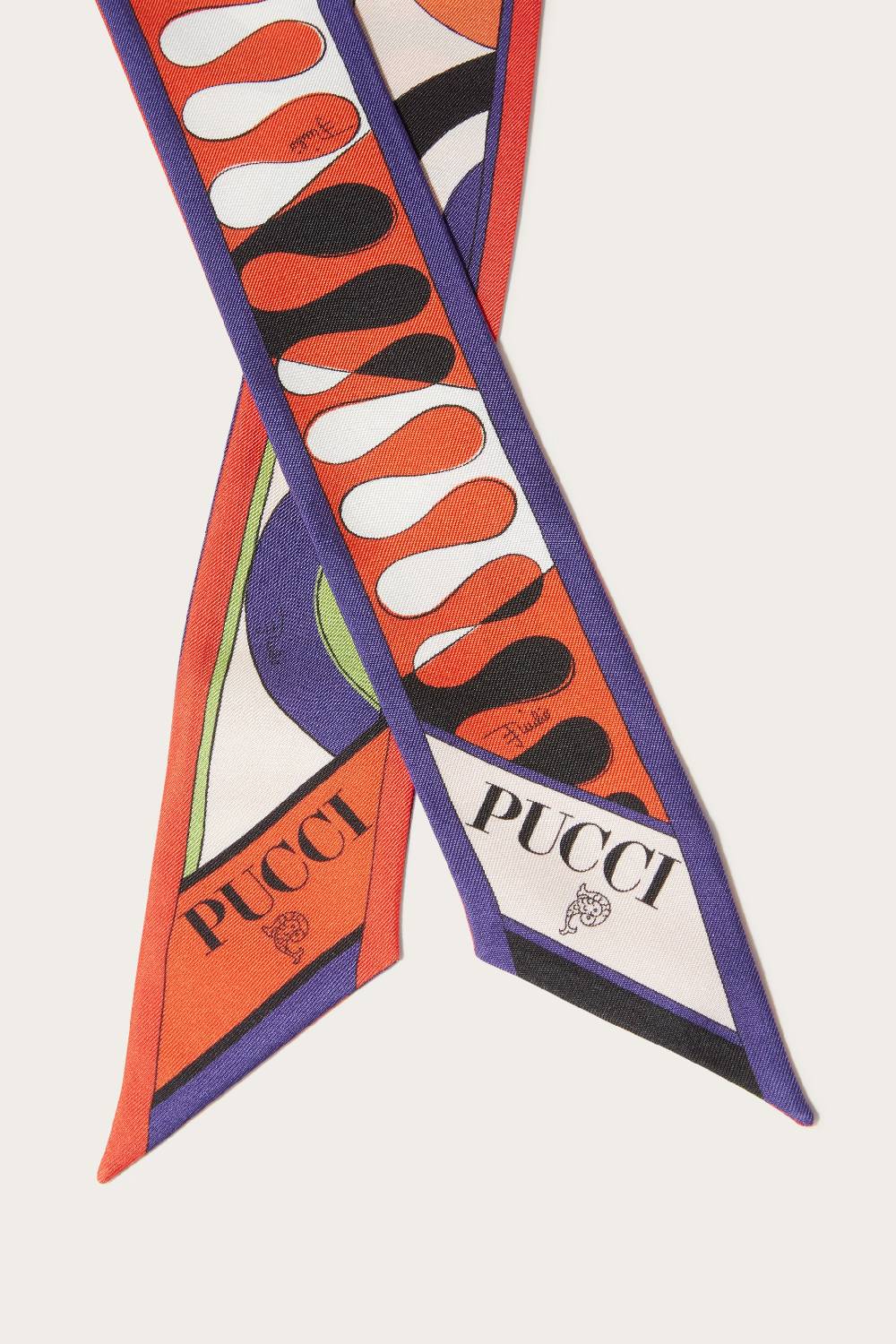 Pucci Foulard In Seta Con Stampe Onde E Leocorno