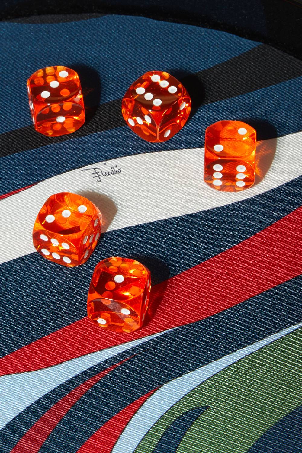Pucci Iride-Print Dice Board Set