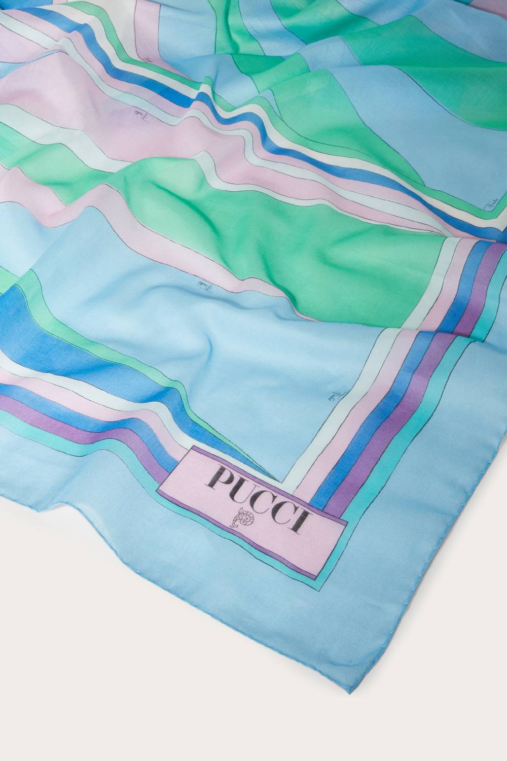 Pucci Sarong Con Stampa Cigni