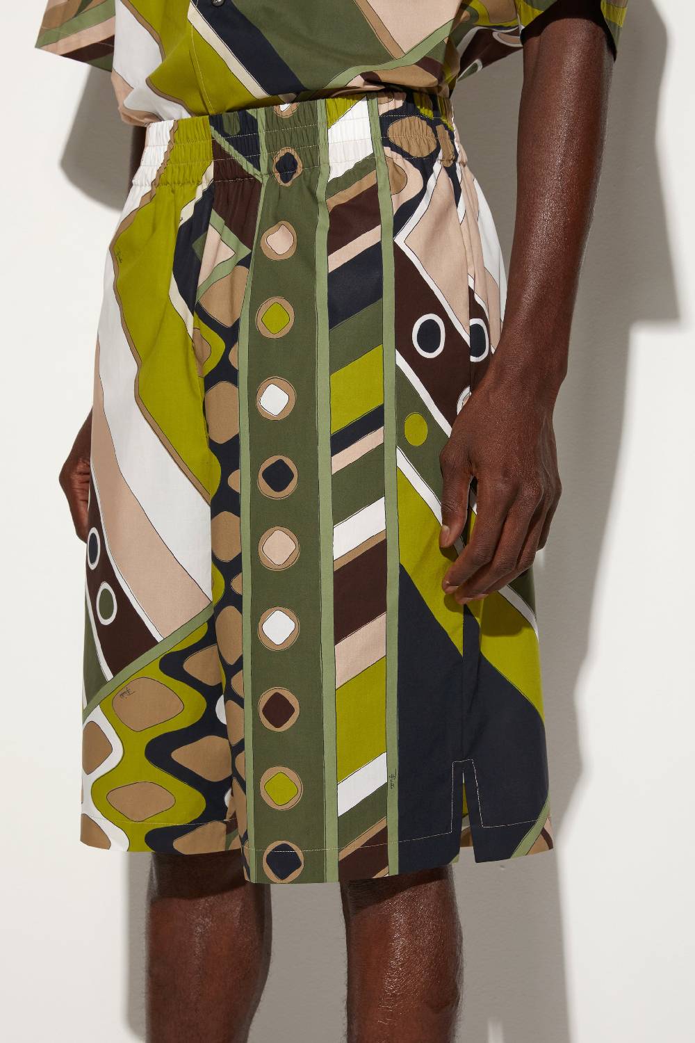 Pucci Shorts Con Stampa Vivara