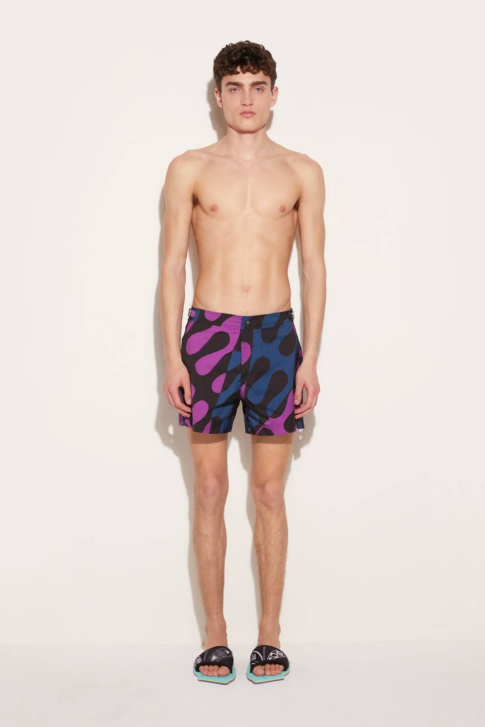 Pucci Shorts Da Mare Con Stampa Leocorno