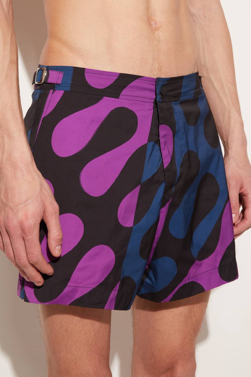 Pucci Shorts Da Mare Con Stampa Leocorno