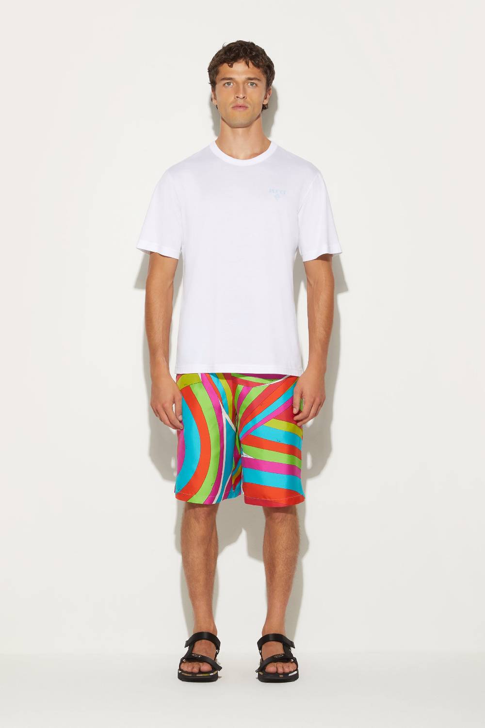 Pucci Shorts In Seta Con Stampa Iride