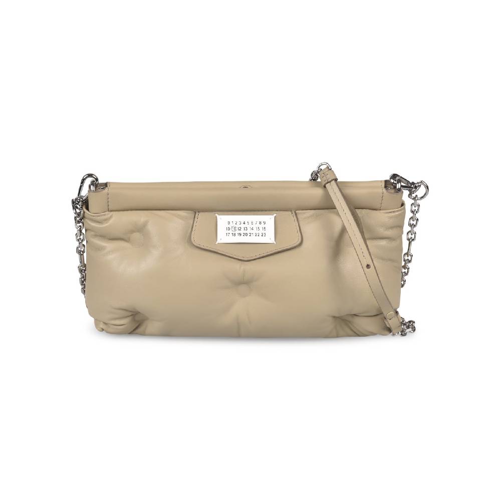 MAISON MARGIELA Glam slam red carpet