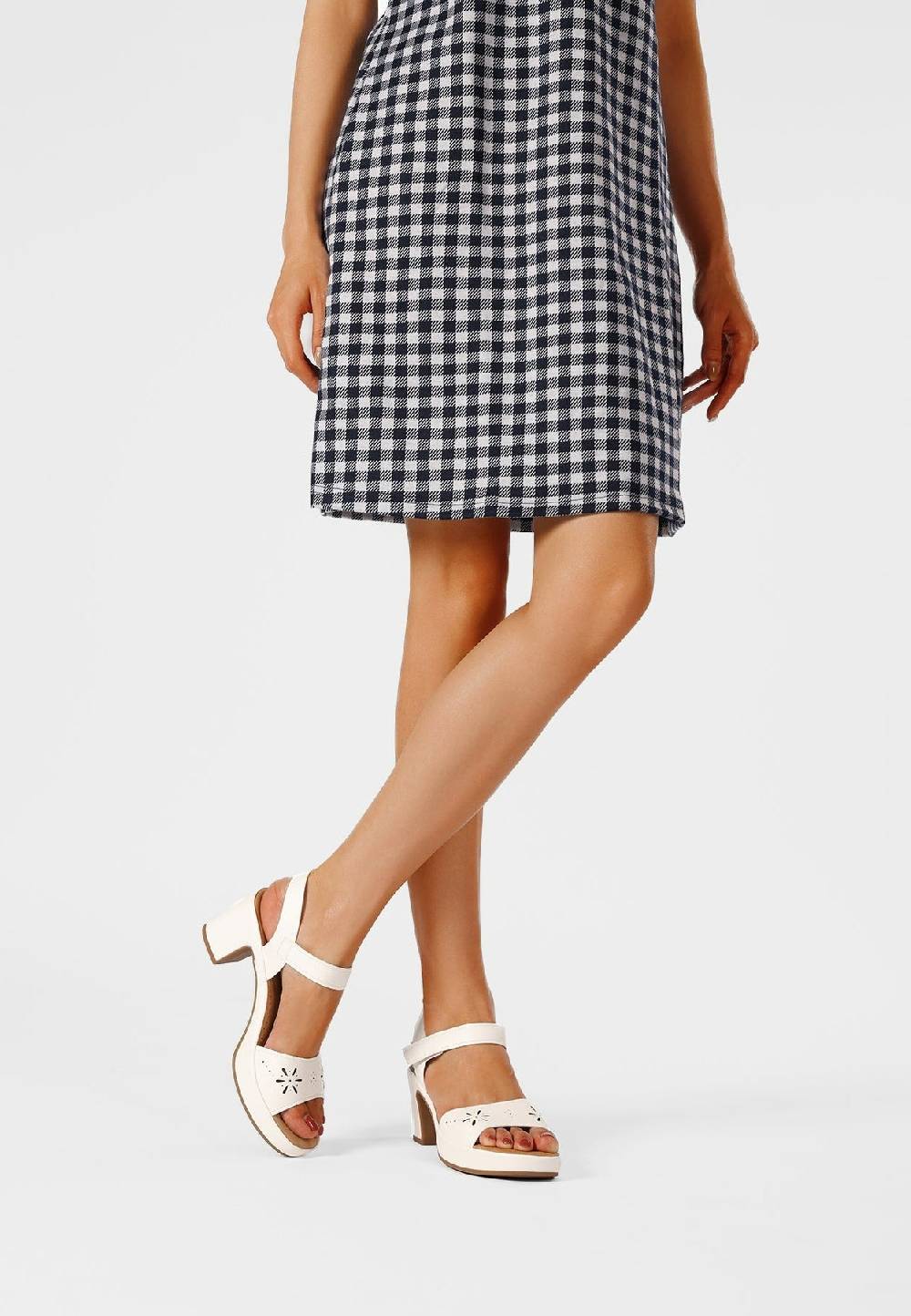 Queen Helena Sandali BZ400