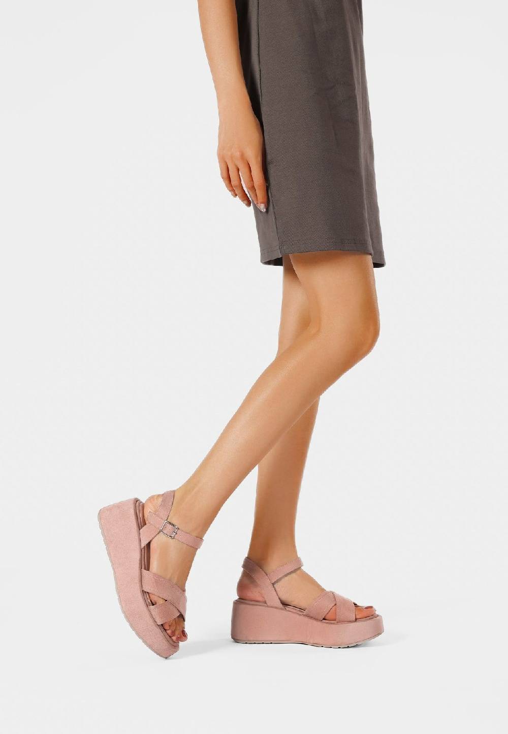 Queen Helena Sandali BZ401