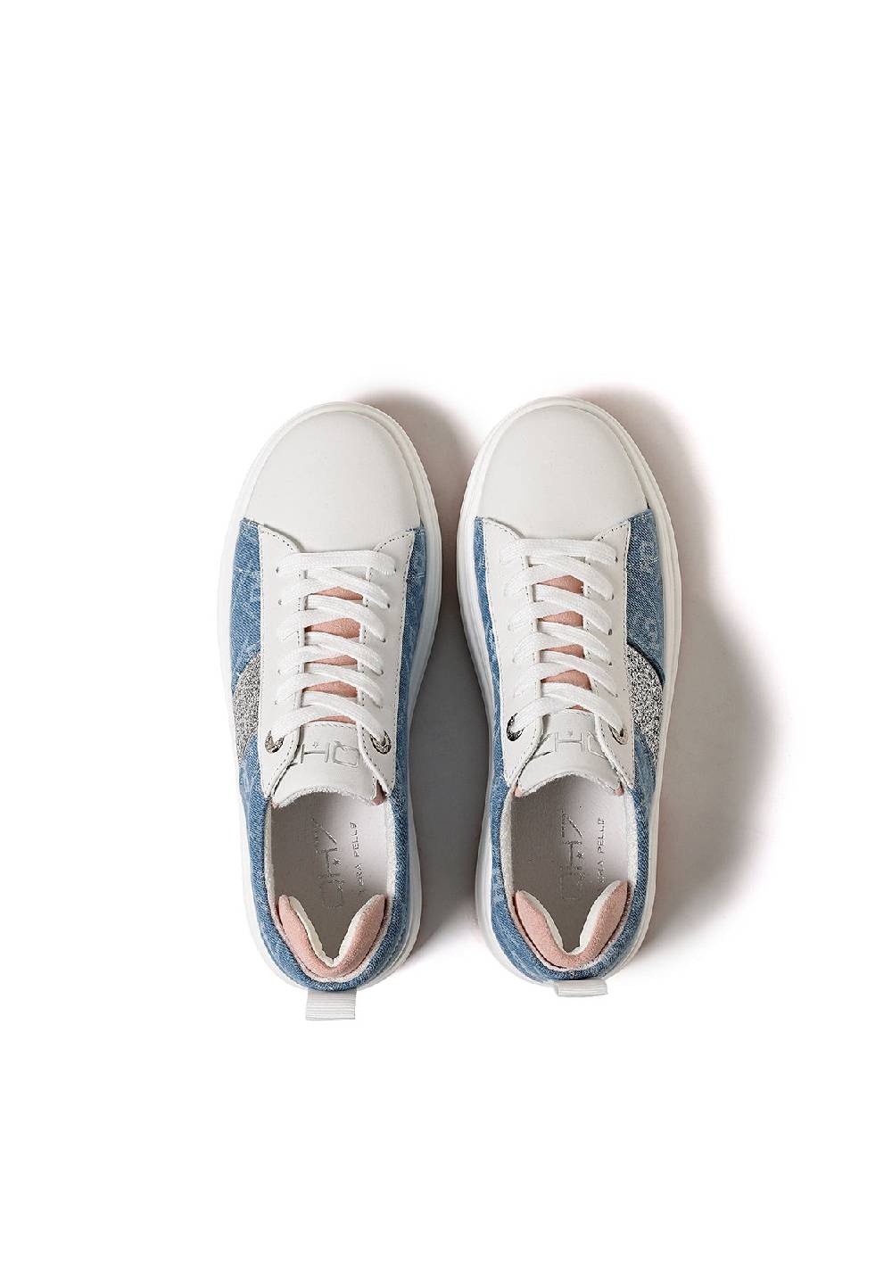 Queen Helena Sneakers QH7006