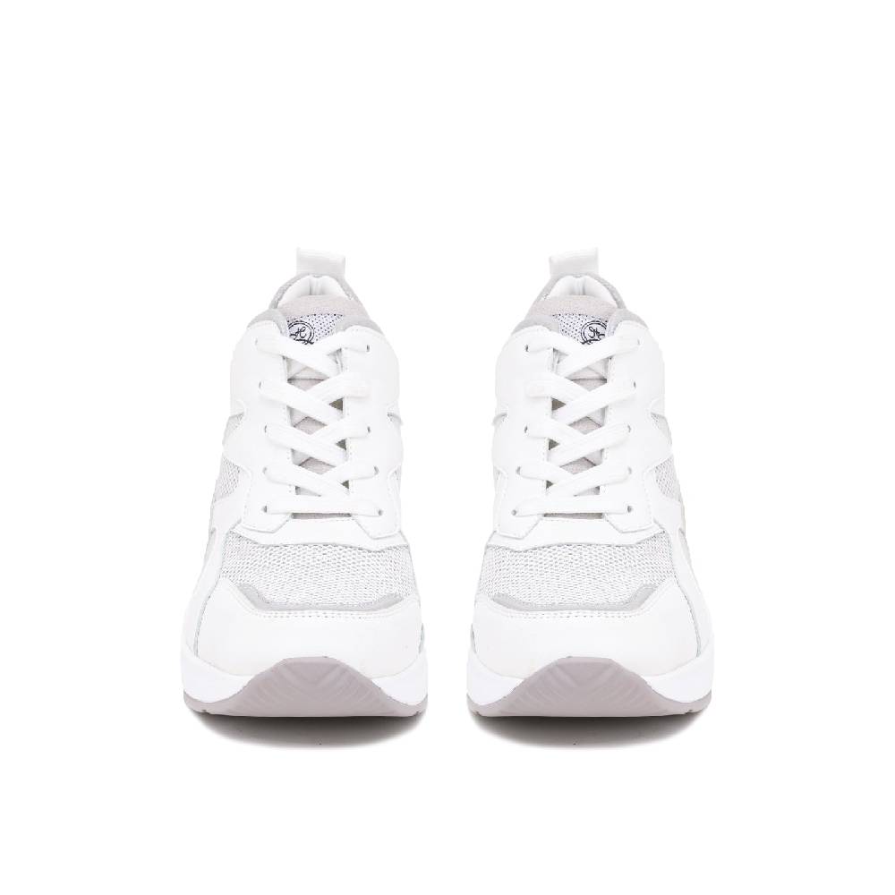 Queen Helena Sneakers – X26-34