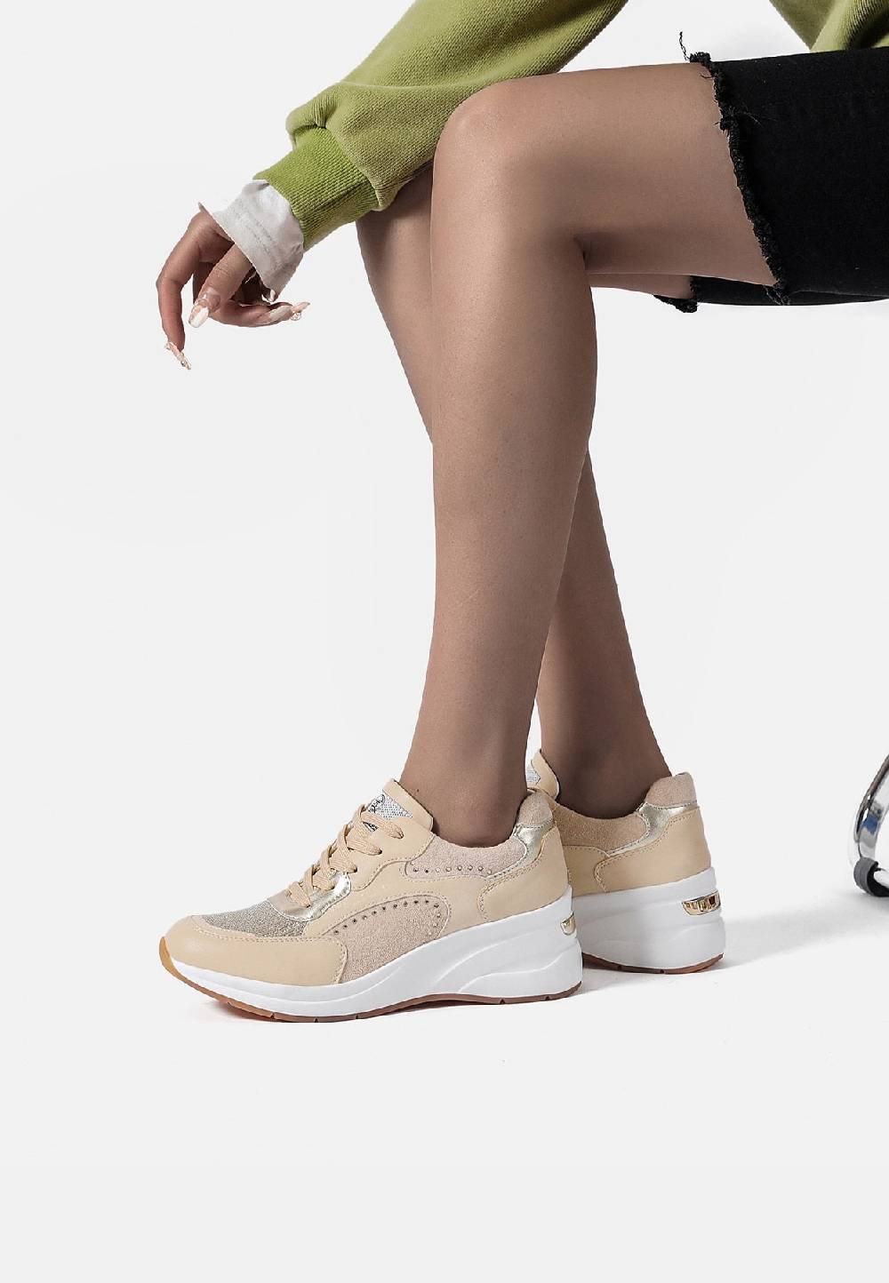 Queen Helena Sneakers - X28-42