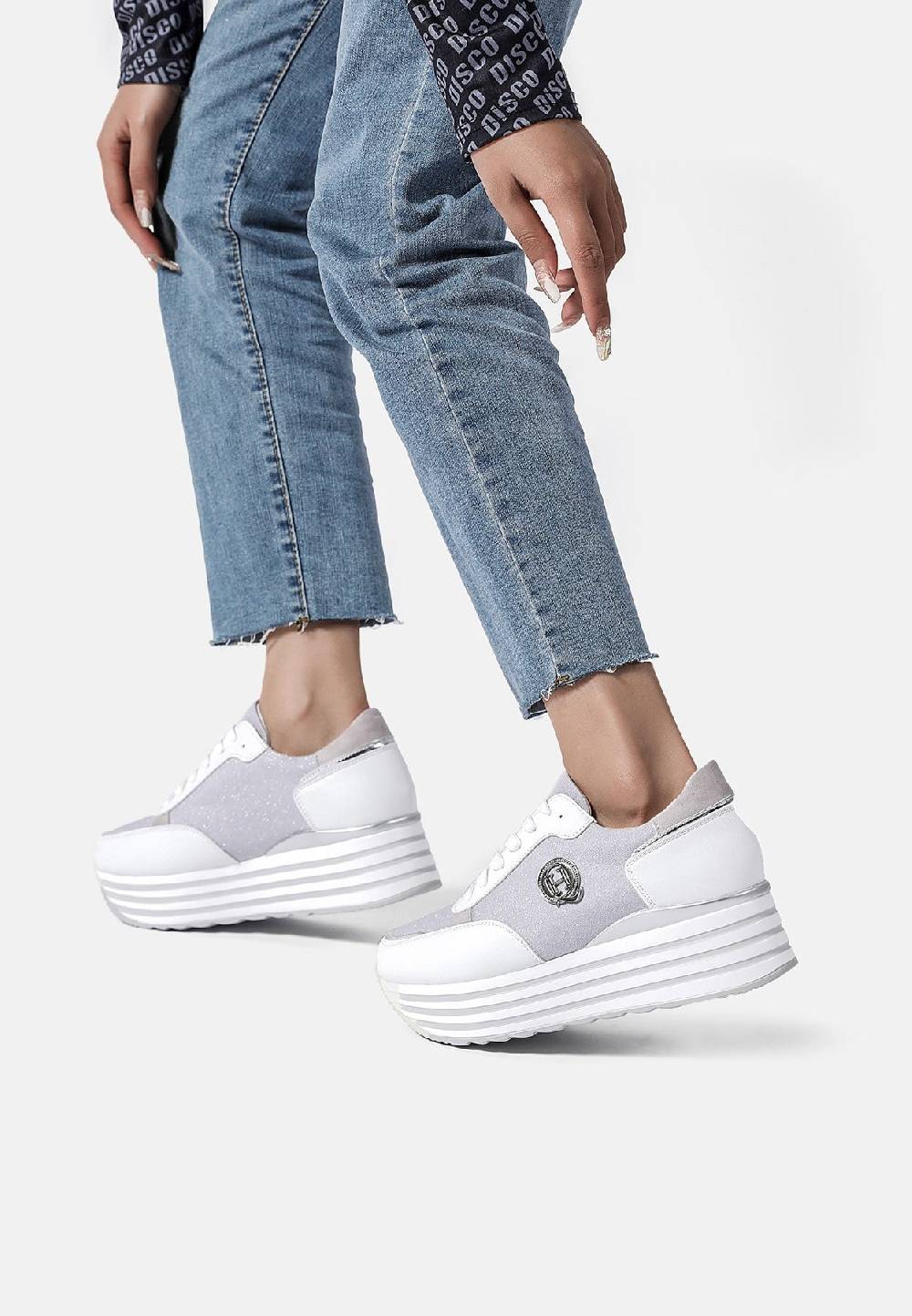 Queen Helena Sneakers - X28-59